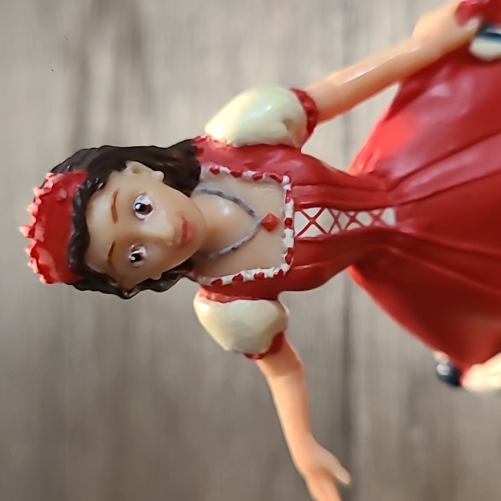 Princess Figurines - Picture 4 of 7